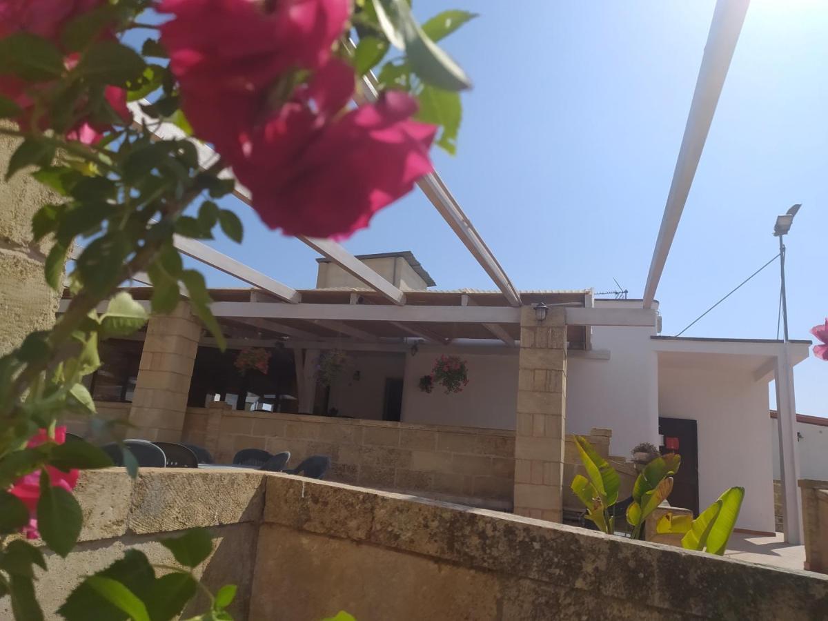 Agriturismo "Terra D'Ulivi" ปอร์โตเชซาเรโอ ภายนอก รูปภาพ