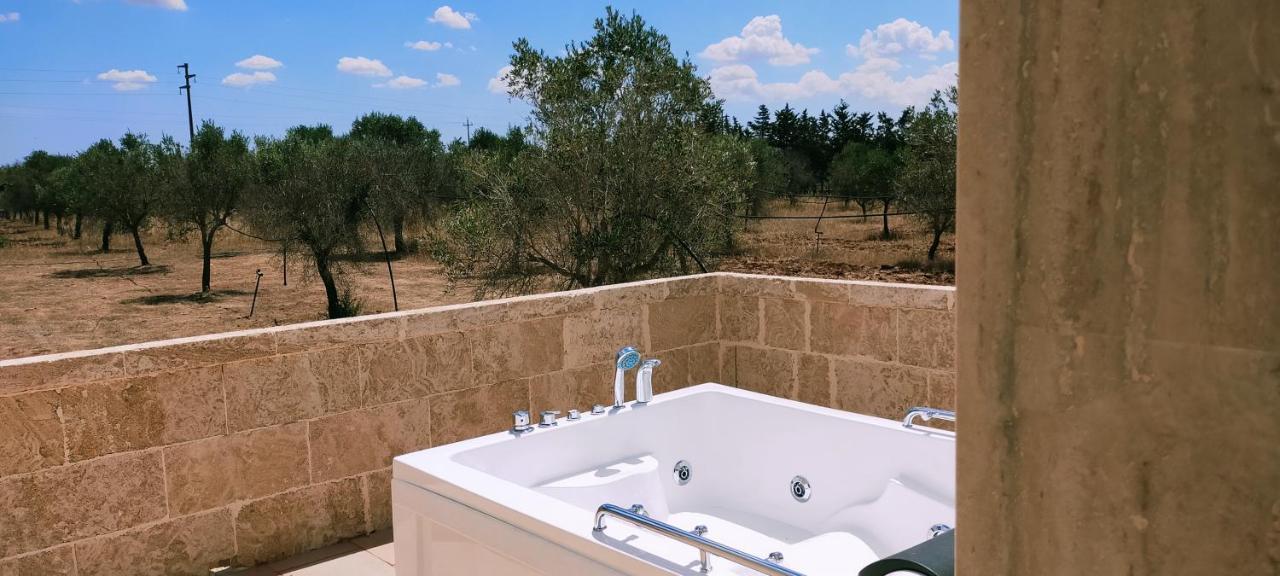 Agriturismo "Terra D'Ulivi" ปอร์โตเชซาเรโอ ภายนอก รูปภาพ