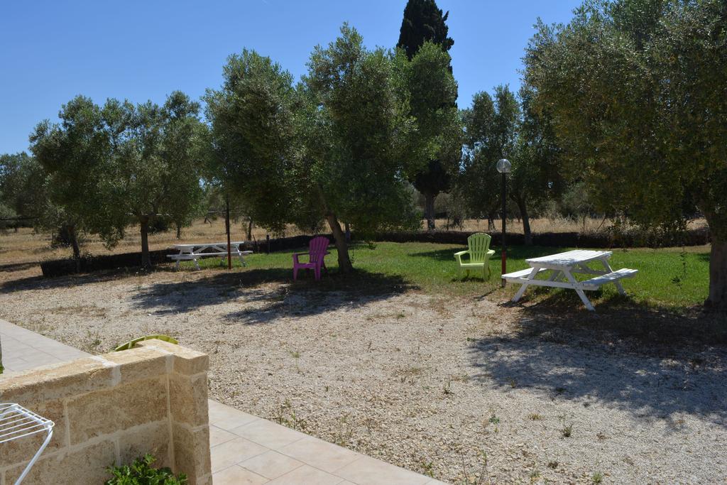 Agriturismo "Terra D'Ulivi" ปอร์โตเชซาเรโอ ภายนอก รูปภาพ